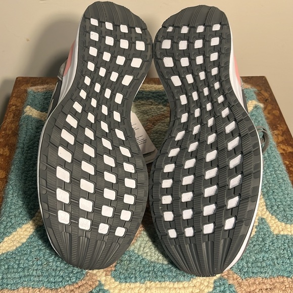 Adidas Running Shoes - Picture 9 of 9